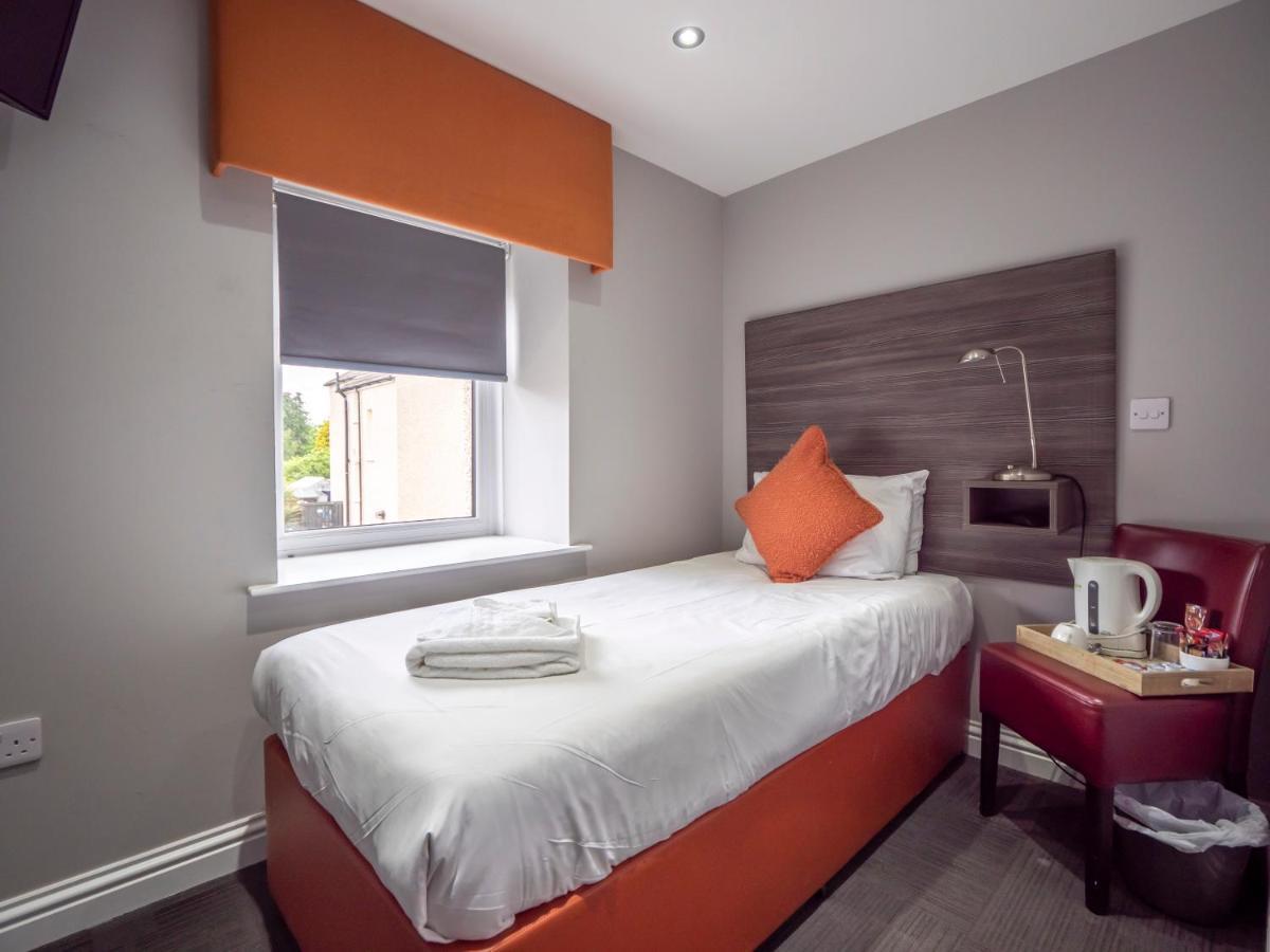 Blackbull Hotel Tarbolton Kültér fotó